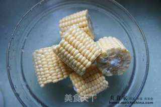 媲美肯德基-奶油甜玉米的做法步骤:2