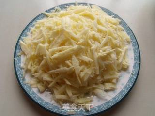 菜鸟也能做到零失败——金枪鱼火腿pizz的做法步骤:3