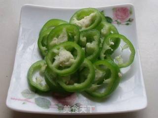 菜鸟也能做到零失败——金枪鱼火腿pizz的做法步骤:6