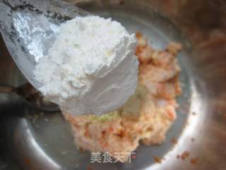 万事如意—如意鸳鸯鱼肉卷的做法步骤:6