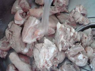 喜气洋洋----红红火火羊肉煲的做法步骤:4