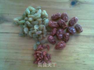 糖水酒酿的做法步骤：1