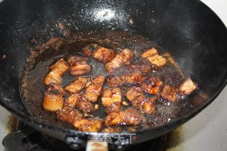 红烧肉的做法步骤：6