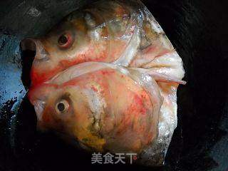 鸿运当头--年菜之汤煲--砂锅鱼头煲的做法步骤:9