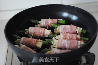 步步高升——朱颜翠发培根卷的做法步骤:7