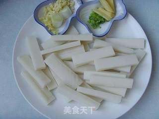步步升高----梭子蟹炒年糕的做法步骤:5