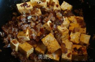 豆豉鲮鱼烧豆腐的做法步骤:6