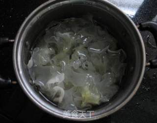金玉满堂---金瓜银耳羹的做法步骤:14