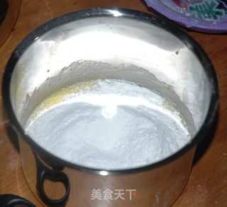 8寸戚风蛋糕--之生日蛋糕米老鼠的做法步骤:4