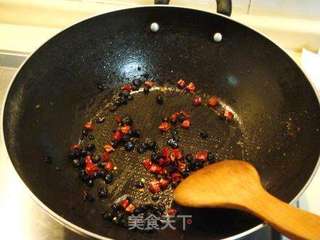 私家菜“避风塘炒鸡翅”的做法步骤：26