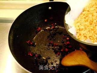私家菜“避风塘炒鸡翅”的做法步骤：27