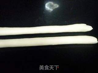 煮饺子不破皮的窍门--芹菜香干猪肉饺的做法步骤:5
