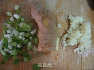 鸿运当头--鲜香剁椒鱼头的做法步骤:7