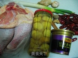 大吉大利--辣焖栗子鸡的做法步骤：1