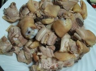 大吉大利--辣焖栗子鸡的做法步骤:4