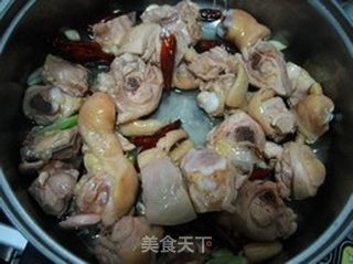 大吉大利--辣焖栗子鸡的做法步骤：8