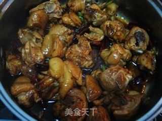 大吉大利--辣焖栗子鸡的做法步骤:11
