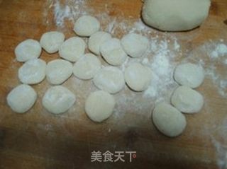 金银满盆--金银元宝饺子的做法步骤：13