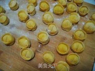 金银满盆--金银元宝饺子的做法步骤:22