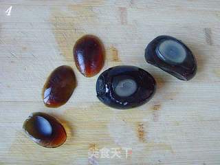 富贵有余:皮蛋豆腐的做法步骤:5