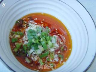 富贵有余:皮蛋豆腐的做法步骤:7