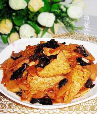 冬季养生锦囊—巧将豆腐来搭配——家常豆腐的做法步骤:10