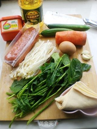 六六大顺——锦绣鲜蔬豆皮卷的做法步骤：1
