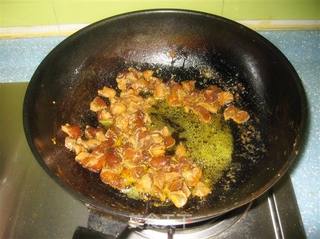 咖喱土豆鸡肉饭的做法步骤:2
