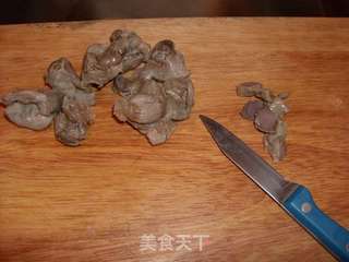 凉拌鸡胗的做法步骤:2
