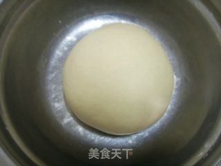 光滑饱满的荞麦圆馒头的做法步骤：2