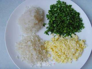 迎春纳福:三丝春卷的做法步骤:2