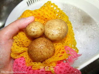 酱香小土豆的做法步骤:3