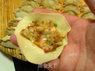 酸菜水饺的做法步骤:12