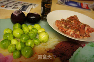 黑胡椒葱香甘蓝炒羊肉的做法步骤：5