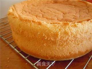 8寸戚风蛋糕的做法步骤:17