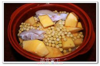木瓜黄豆猪脚汤的做法步骤:5