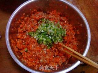 羊肉胡萝卜水饺的做法步骤：10