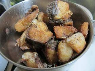 合味鲜:肉烧鱼的做法步骤:9