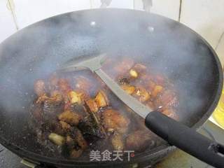 合味鲜:肉烧鱼的做法步骤:14