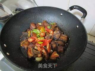 合味鲜：肉烧鱼的做法步骤：15