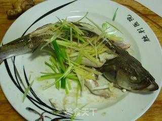 清蒸鲈鱼的做法步骤:5
