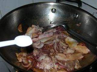 韭菜炒笔管的做法步骤：9