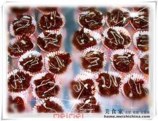 佳节年饼系列 (7) @@没烤箱也可以做年饼 ~~浓郁巧克力玉米片的做法步骤:9