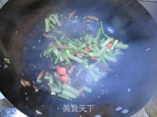 豆角肉丝焖面的做法步骤:8