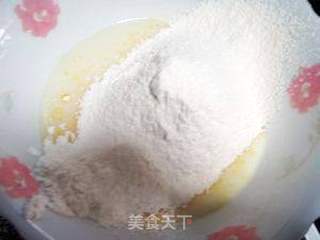 新年第一个蛋糕---奶油戚风蛋糕的做法步骤:5