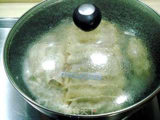京城话美食，地道北京味儿“锅贴”的做法步骤：13