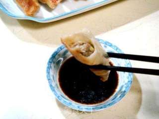 京城话美食，地道北京味儿“锅贴”的做法步骤：15