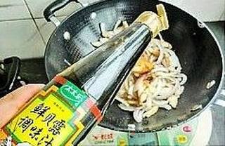 洋葱炒腰花的做法步骤:11