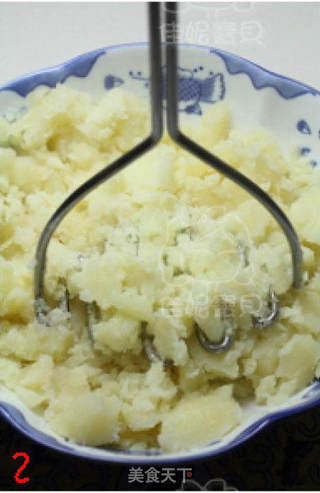 辣白菜土豆泥拌饭的做法步骤:2
