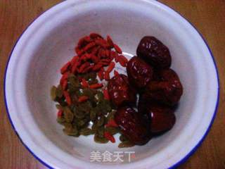 腊八粥的做法步骤：1